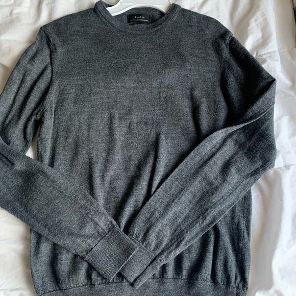 SOLD| Unisex zara sweater - Picture 1 of 4